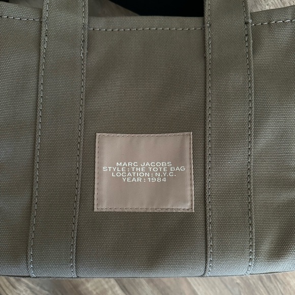 Marc Jacobs Slate Green Tote Bag - Picture 3 of 6